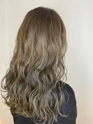 ロング Lumiere 鈴木翔平のヘアスタイル