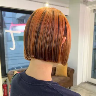 ショート カラー パーマ ヘアアレンジ 🧨ブリーチー×ボブ レイヤー💎じゅえるのヘアスタイル