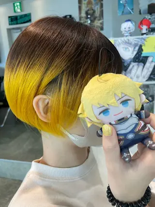ショート カラー インナーカラー 推し ブリーチ  髪質改善のヘアスタイル