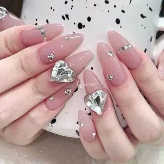 ネイル Queens ゲンのネイルデザイン