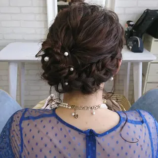 ミディアム ヘアアレンジ 植田 真理のエステ・リラクイメージ
