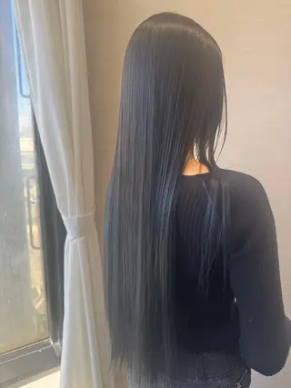 ロング 山本 和樹のヘアスタイル