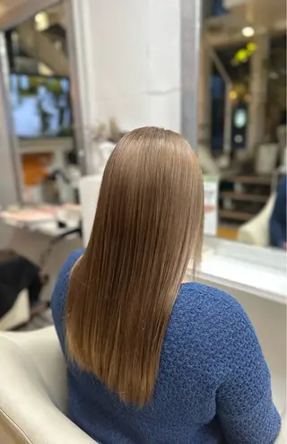 ロング タカセ レンのヘアスタイル