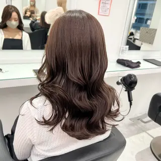 ロング カラー 透け上品ハイトーン 職人ゆうと🤍のヘアスタイル