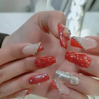 ネイル RUNWAY のネイルデザイン