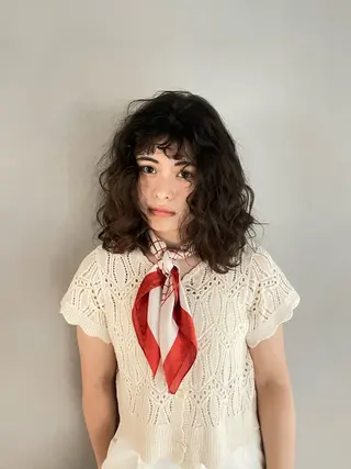 ミディアム カラー パーマ 阪倉 美玲のヘアスタイル