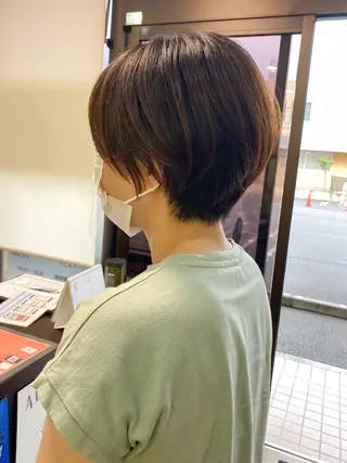 ショート ブリーチカラー🫧 森　凪沙のヘアスタイル