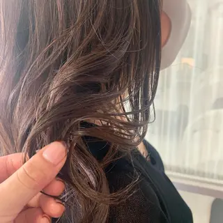 ロング カラー 金田 ありさのヘアスタイル