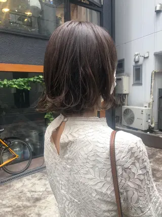 ミディアム ✨色持ちの良い艶 カラー✨蟹江真世のヘアスタイル