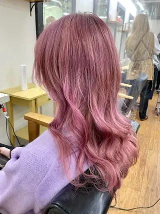 ロング 青木 優歩のヘアスタイル