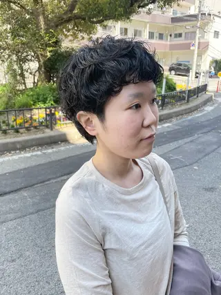 ショート パーマ すみとも るなのヘアスタイル