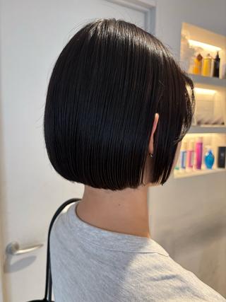 ミディアム 藤田 小波のヘアスタイル