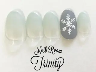 ネイル Trinity staffのネイルデザイン
