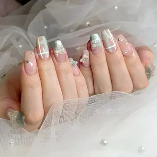 ネイル Re;lio AKIのネイルデザイン