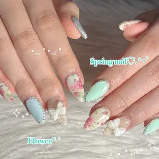 ネイル LAVISH 大和店 🤱子連れ大歓迎のネイルデザイン
