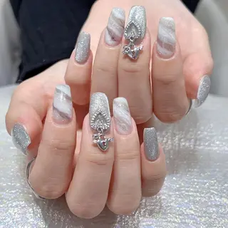 ネイル Queen‘s なんのネイルデザイン