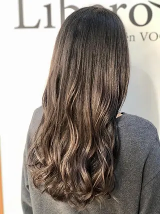 セミロング カラー 代表　YUKI ☆のヘアスタイル