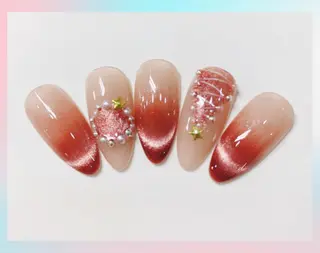 ネイル Dione ネイル専門店のネイルデザイン