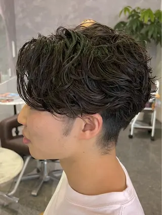 ショート パーマ メンズ Oops旧TABOO 早野太郎のヘアスタイル