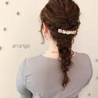 ロング ヘアアレンジ 市川 千夏のヘアスタイル