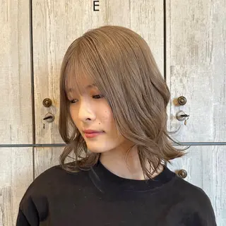 ミディアム カラー 柔らかいbeige ¦韓国¦🩰マユ🩰のヘアスタイル