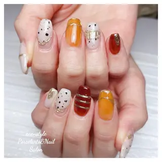 ミディアム ネイル 🐾enen style 🐾のネイルデザイン
