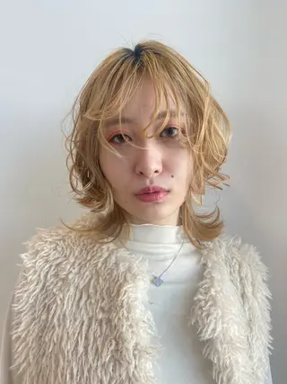ミディアム パーマ 綾/ベージュカラー /パーマ🩰のヘアスタイル