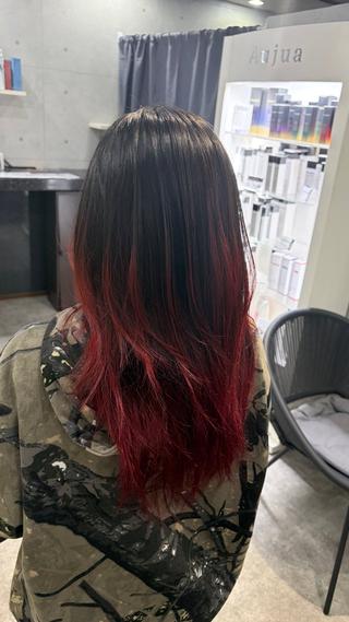 セミロング REVE 美容室のヘアスタイル