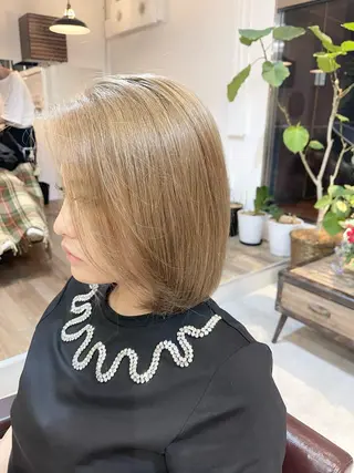 ミディアム カラー 髪質改善で 憧れの潤艶美髪にのヘアスタイル