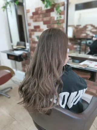 ロング ツヤ髪ケアカラー✨ 中谷良成のヘアスタイル