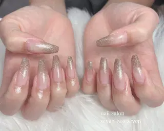 ネイル 727 nailのネイルデザイン