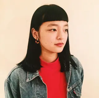 ミディアム カラー 小川 晴子のヘアスタイル