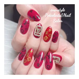 ミディアム ネイル 🐾enen style 🐾のネイルデザイン
