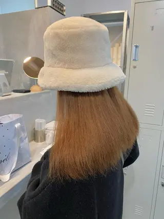 ロング カラー 天神最安値エクステ カラーレイヤーカットのヘアスタイル