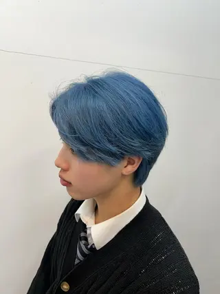 カラー メンズ ダブルカラー寒色系 ボリューム改善ハヤトのヘアスタイル