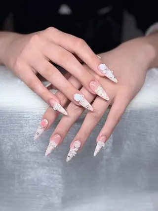 ネイル ラム フォンのネイルデザイン