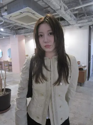 ロング カラー yu maのヘアスタイル