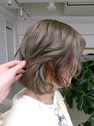 ショート カラー 【sica】 チナのヘアスタイル