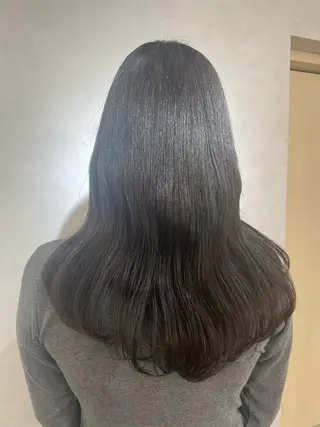 セミロング 蓮 華のヘアスタイル