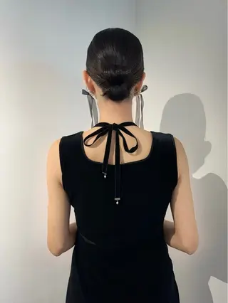 ミディアム カラー ヘアアレンジ mina 🌷のヘアスタイル