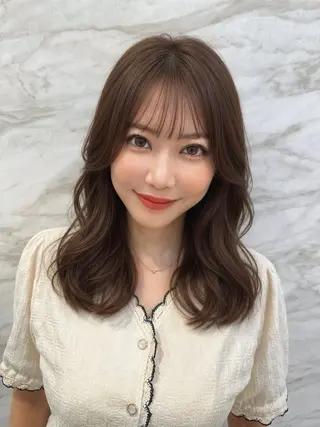 セミロング 平川友理💘 似合せカットカラーのヘアスタイル