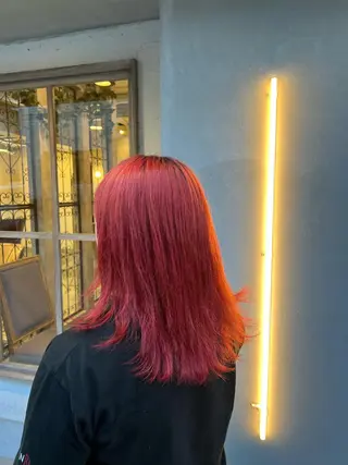 カラー ひがし はるなのヘアスタイル