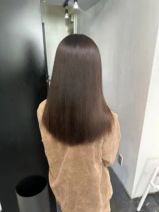 カラー ［HOI］ ユウキのヘアスタイル