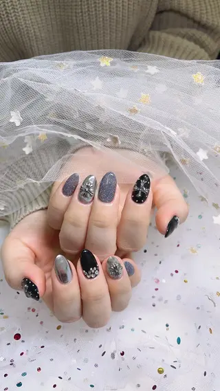 ネイル 🦋ネイルサロン ブラン🌈ゆりのネイルデザイン