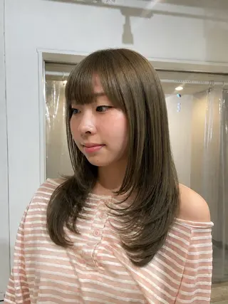 セミロング 🎀レイヤー 透明感 カラーyuuri🎀のヘアスタイル