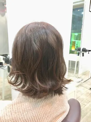 ショート カラー 中村 よしひでのヘアスタイル