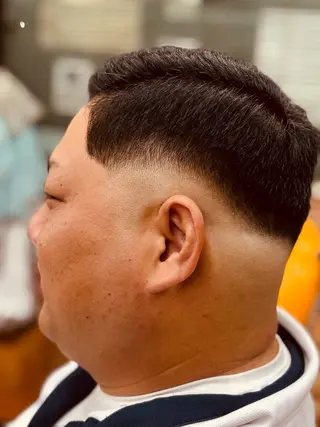 ショート やました 理容所のヘアスタイル