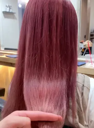 セミロング カラー 横尾 歩のヘアスタイル