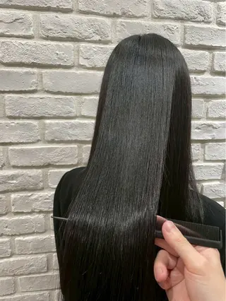 ロング 岩間 渉のヘアスタイル