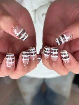 ネイル moi nail ˙⋆.˚のネイルデザイン